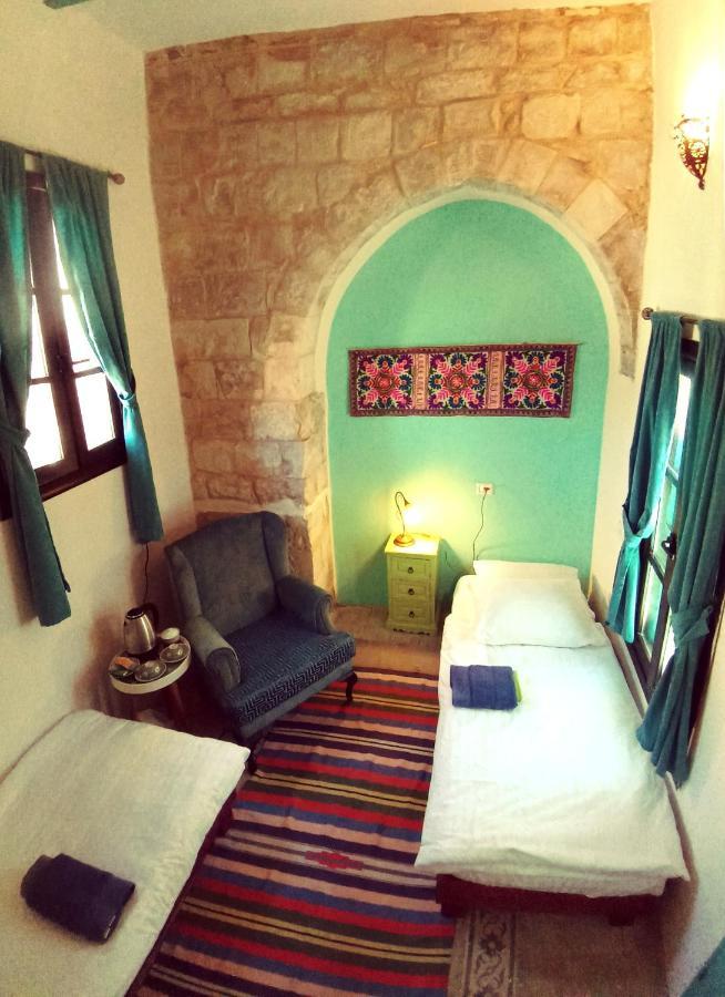 Turquoise Hostel Nablus Exterior photo